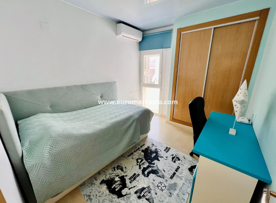 Objekte zum Wiederverkauf - Penthouse - Torrevieja - TORREVIEJA