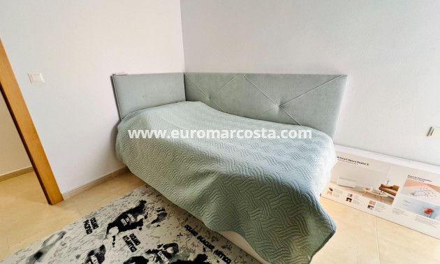Objekte zum Wiederverkauf - Penthouse - Torrevieja - TORREVIEJA