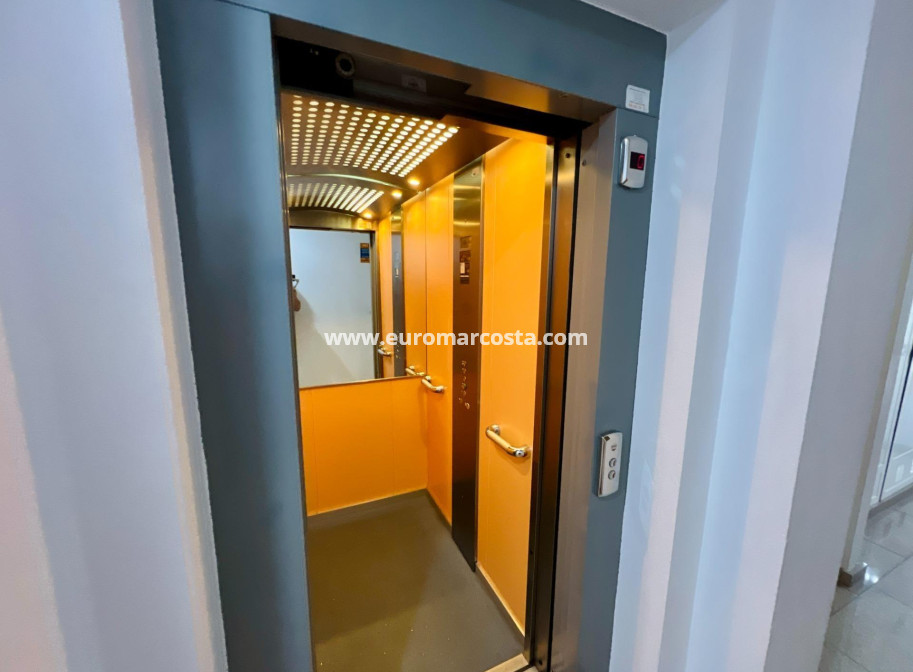 Objekte zum Wiederverkauf - Penthouse - Torrevieja - TORREVIEJA