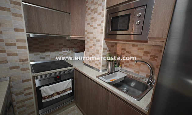 Objekte zum Wiederverkauf - Wohnung - Torrevieja - Los Europeos