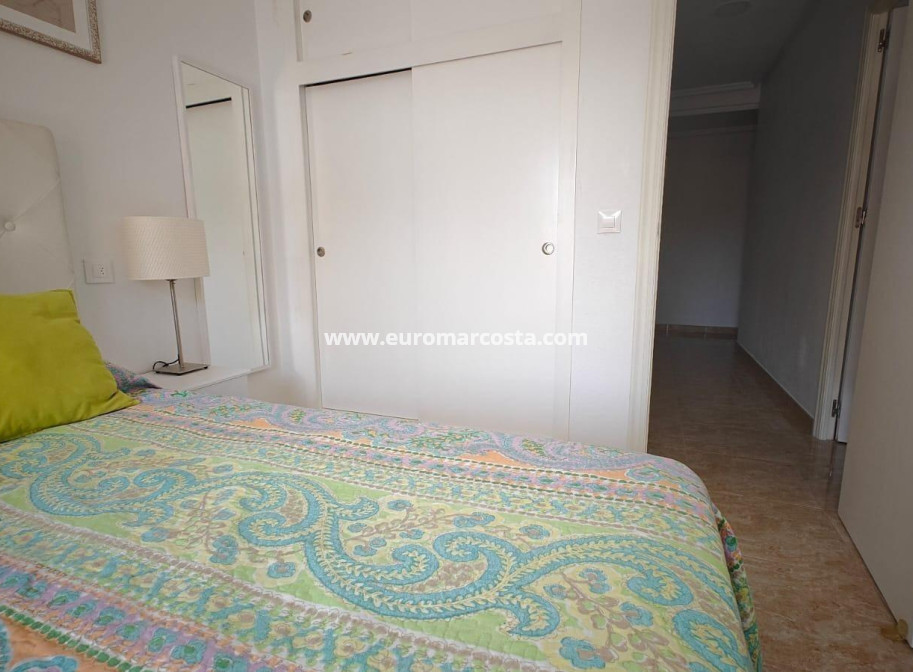 Objekte zum Wiederverkauf - Wohnung - Torrevieja - Los Europeos