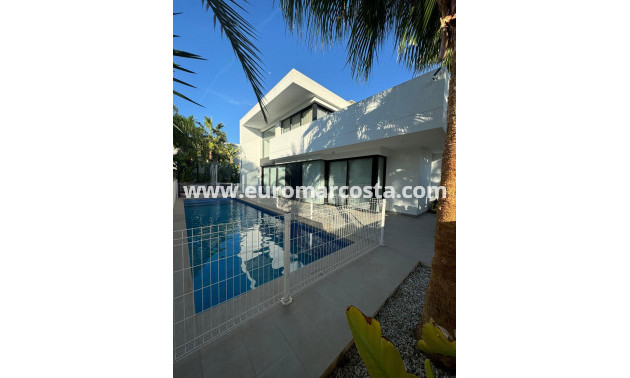 Objekte zum Wiederverkauf - Villa freitstehend - Ciudad Quesada - Costa blanca sur