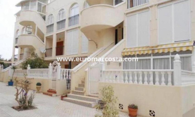 Objekte zum Wiederverkauf - Wohnung - Torrevieja - La Mata
