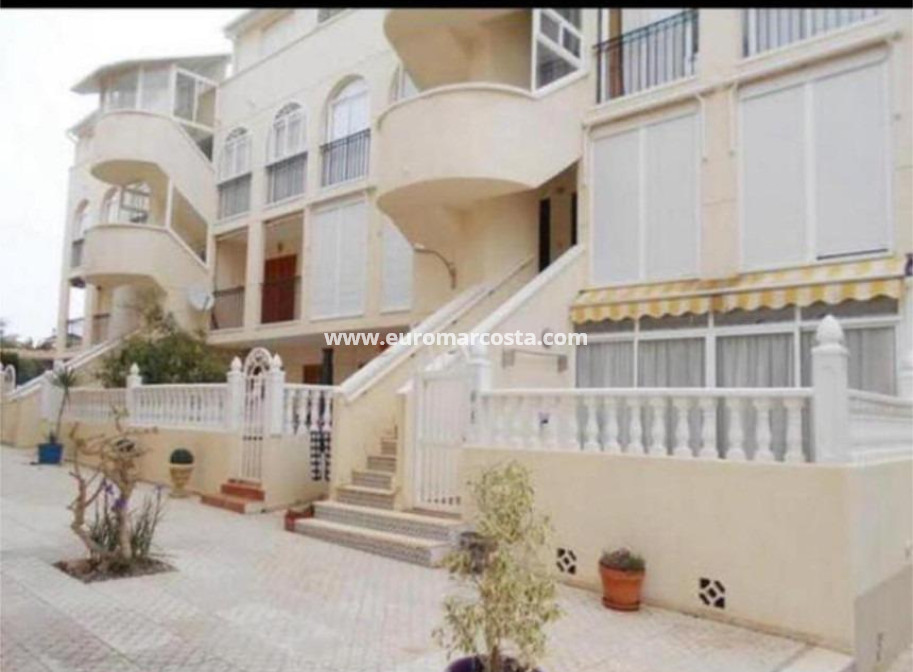 Objekte zum Wiederverkauf - Wohnung - Torrevieja - La Mata