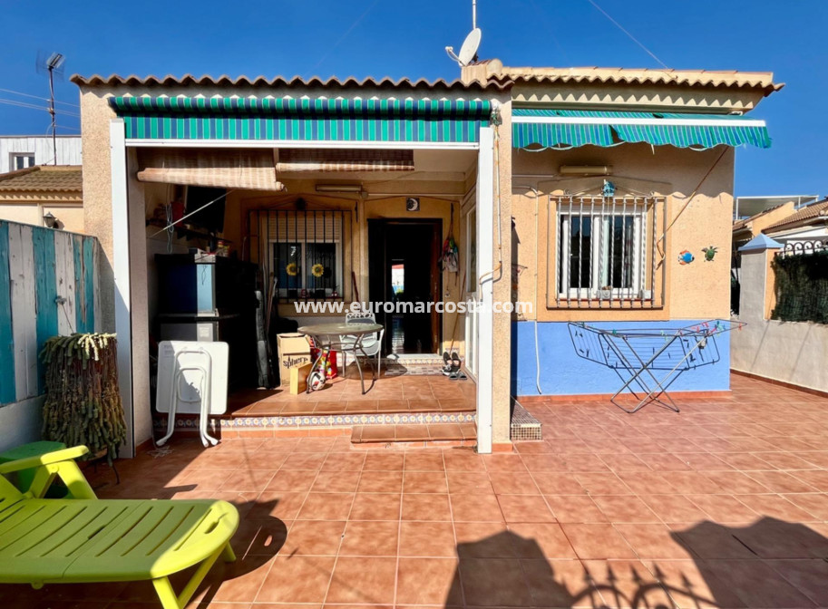 Sale - House - Torrevieja - Zona los Frutales