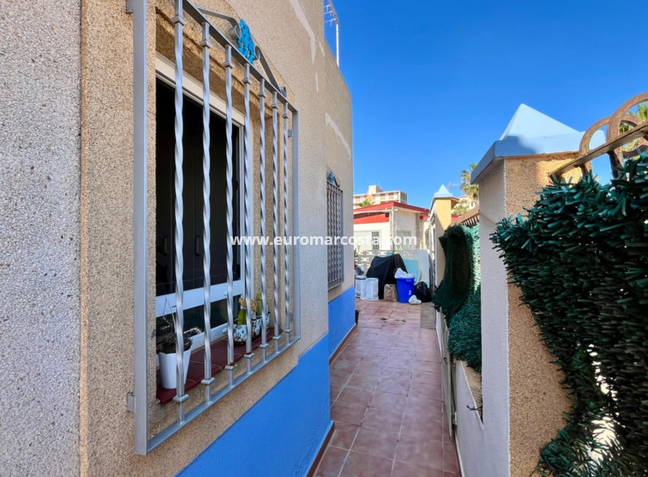 Sale - House - Torrevieja - Zona los Frutales