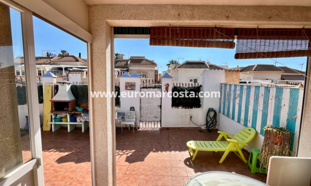 Sale - House - Torrevieja - Zona los Frutales