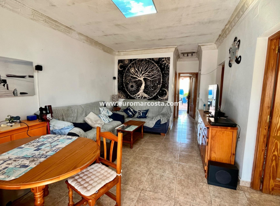 Sale - House - Torrevieja - Zona los Frutales