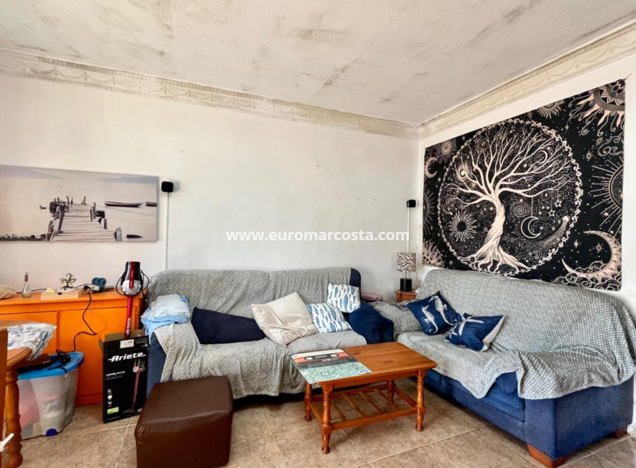 Sale - House - Torrevieja - Zona los Frutales