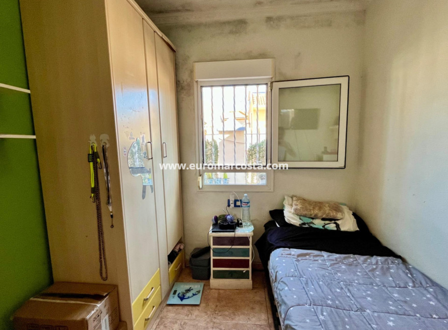 Sale - House - Torrevieja - Zona los Frutales