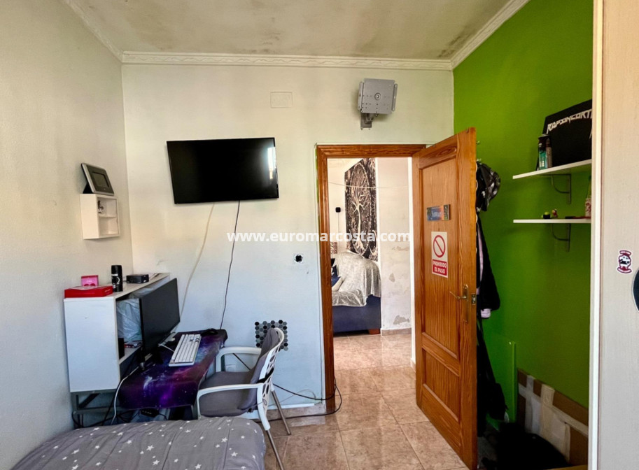 Sale - House - Torrevieja - Zona los Frutales