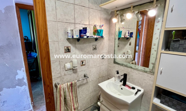Sale - House - Torrevieja - Zona los Frutales