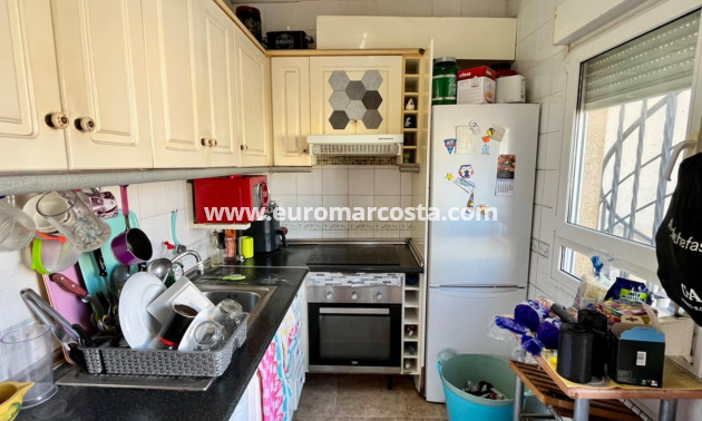 Sale - House - Torrevieja - Zona los Frutales