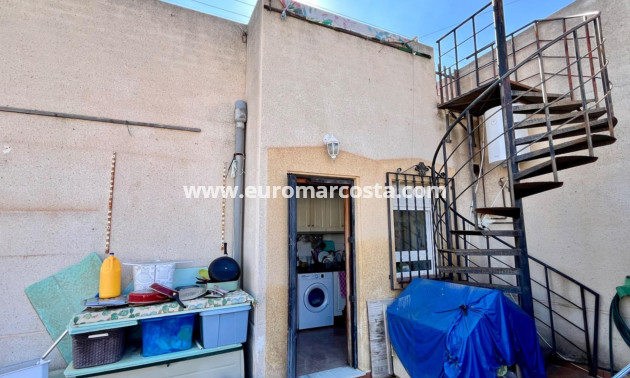 Sale - House - Torrevieja - Zona los Frutales