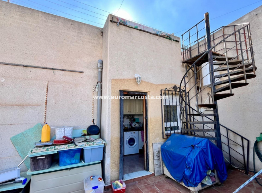 Sale - House - Torrevieja - Zona los Frutales