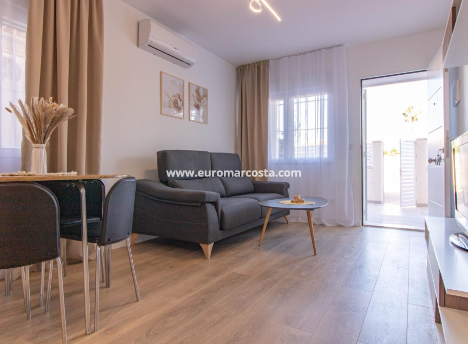 Venta - Bungalow - Torrevieja - TORREVIEJA