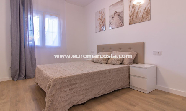 Venta - Bungalow - Torrevieja - TORREVIEJA