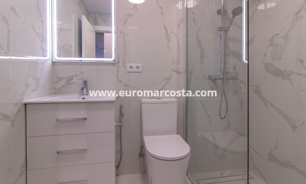 Venta - Bungalow - Torrevieja - TORREVIEJA