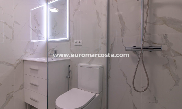 Venta - Bungalow - Torrevieja - TORREVIEJA