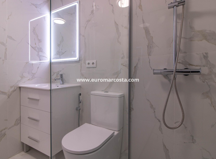 Venta - Bungalow - Torrevieja - TORREVIEJA
