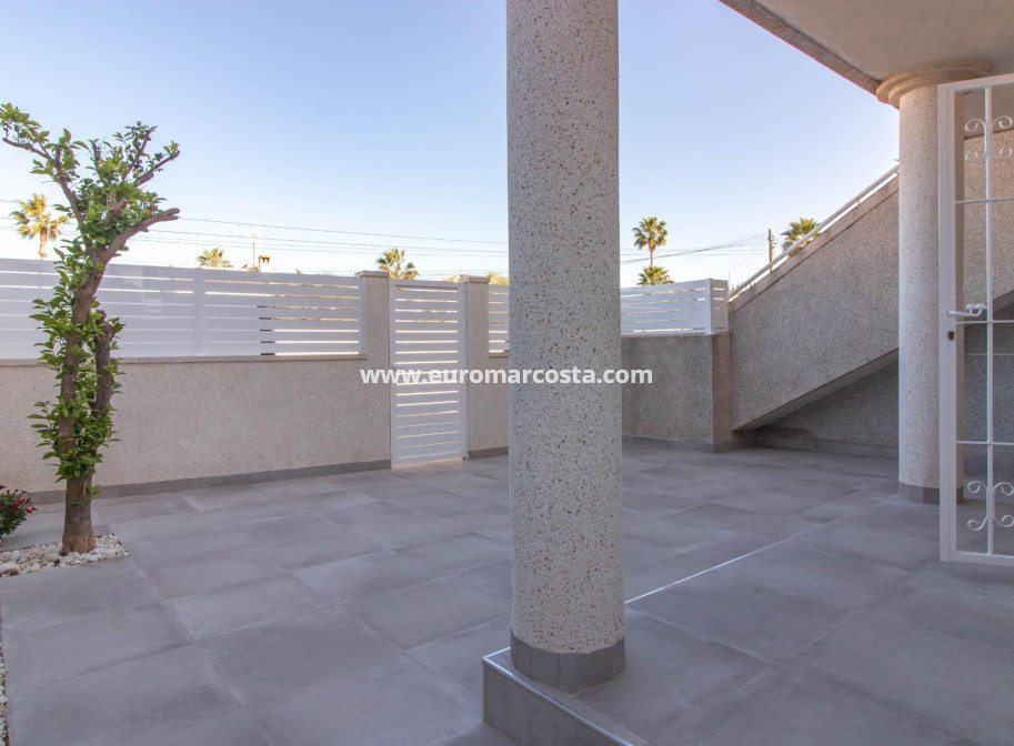 Venta - Bungalow - Torrevieja - TORREVIEJA