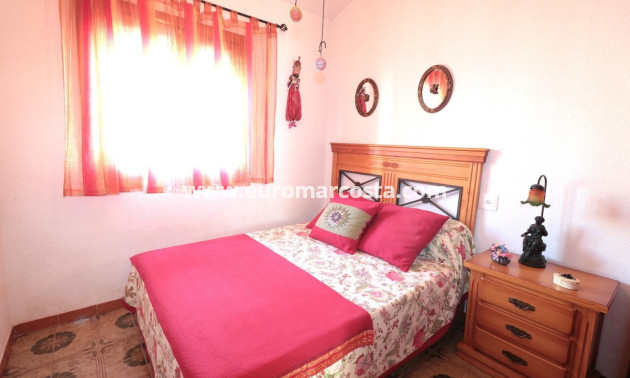 Objekte zum Wiederverkauf - Stadthaus - Torrevieja - TORREVIEJA