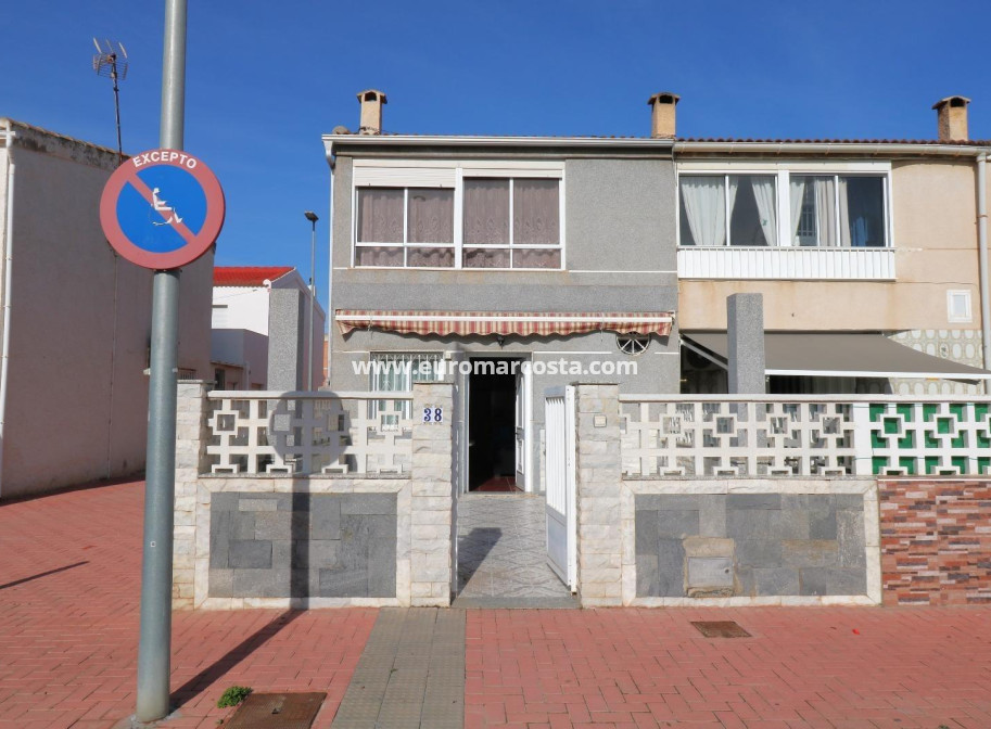 Objekte zum Wiederverkauf - Stadthaus - Torrevieja - TORREVIEJA