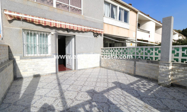 Objekte zum Wiederverkauf - Stadthaus - Torrevieja - TORREVIEJA