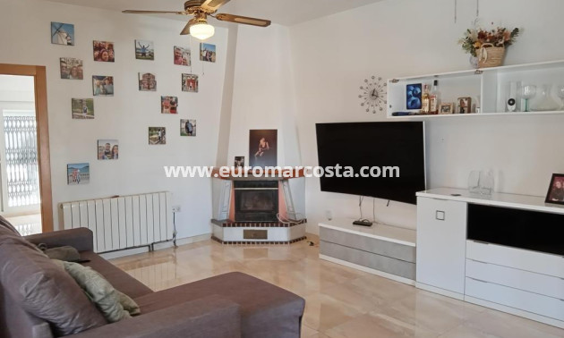 Objekte zum Wiederverkauf - Villa freitstehend - Torrevieja - Los Balcones - Los Altos del Edén