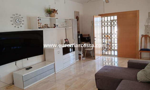 Objekte zum Wiederverkauf - Villa freitstehend - Torrevieja - Los Balcones - Los Altos del Edén