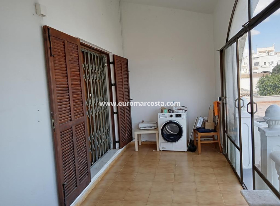 Objekte zum Wiederverkauf - Villa freitstehend - Torrevieja - Los Balcones - Los Altos del Edén