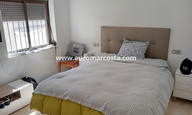 Objekte zum Wiederverkauf - Villa freitstehend - Torrevieja - Los Balcones - Los Altos del Edén
