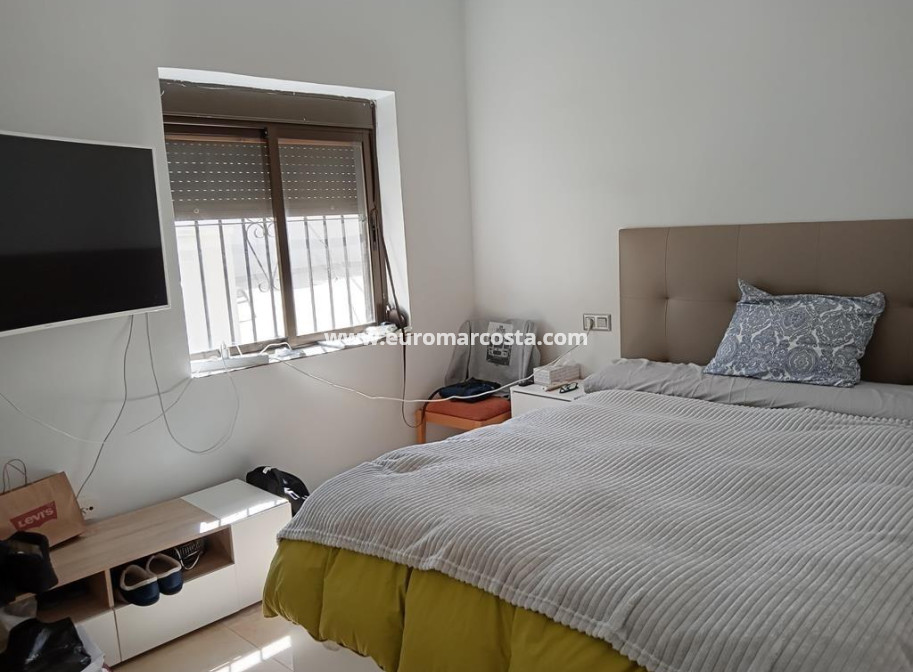 Objekte zum Wiederverkauf - Villa freitstehend - Torrevieja - Los Balcones - Los Altos del Edén