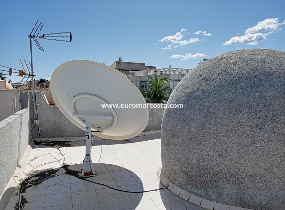 Objekte zum Wiederverkauf - Villa freitstehend - Torrevieja - Los Balcones - Los Altos del Edén