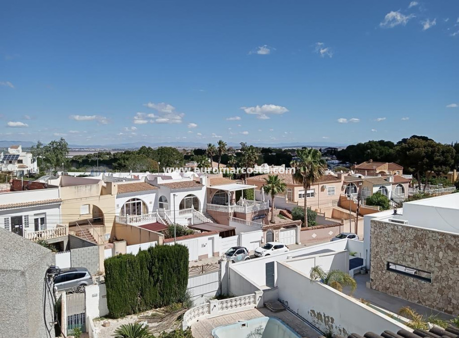 Objekte zum Wiederverkauf - Villa freitstehend - Torrevieja - Los Balcones - Los Altos del Edén