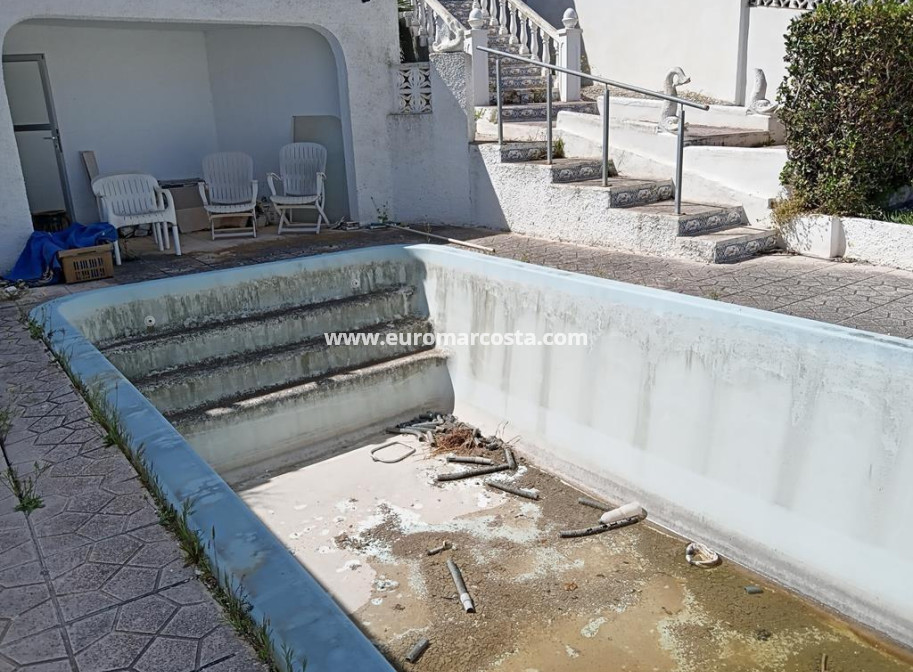 Objekte zum Wiederverkauf - Villa freitstehend - Torrevieja - Los Balcones - Los Altos del Edén