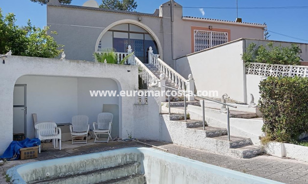 Objekte zum Wiederverkauf - Villa freitstehend - Torrevieja - Los Balcones - Los Altos del Edén