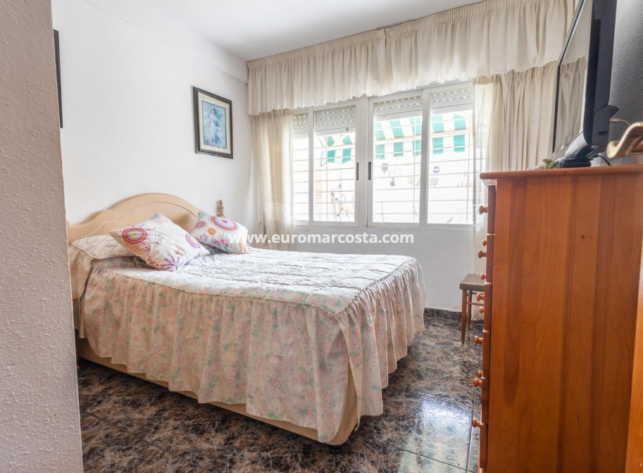 Objekte zum Wiederverkauf - Villa freitstehend - Orihuela - La Aparecida