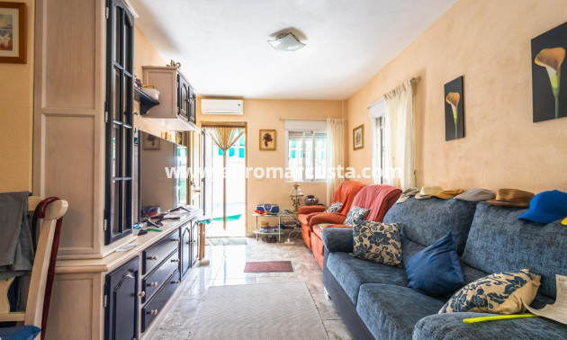 Objekte zum Wiederverkauf - Villa freitstehend - Orihuela - La Aparecida