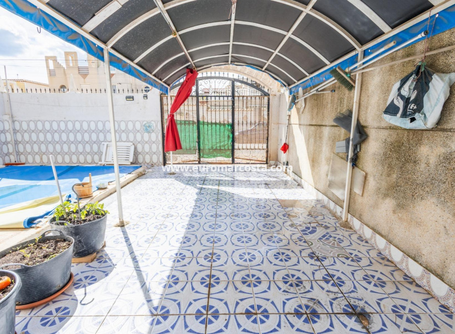 Objekte zum Wiederverkauf - Villa freitstehend - Orihuela - La Aparecida