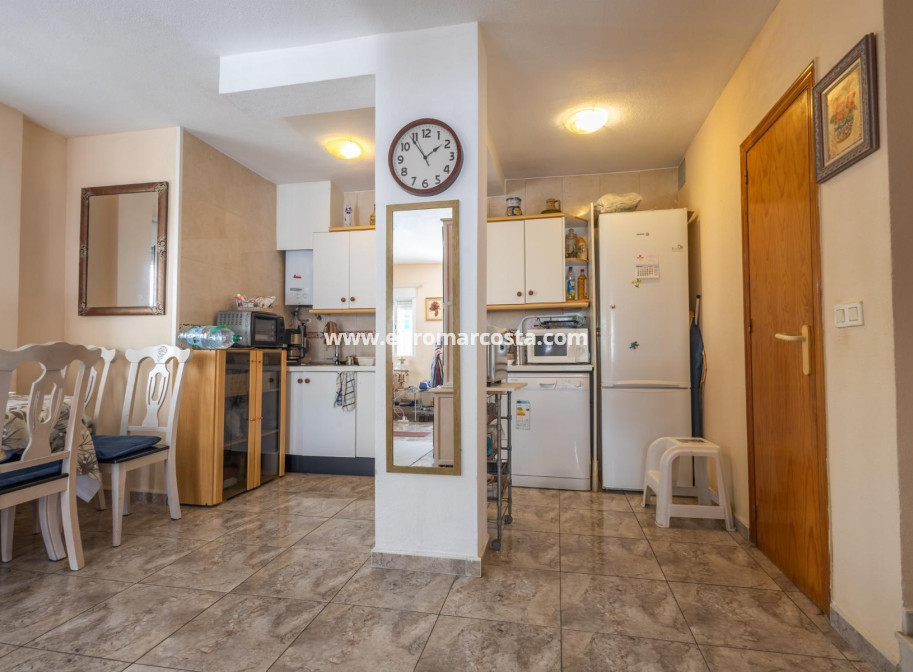 Objekte zum Wiederverkauf - Villa freitstehend - Orihuela - La Aparecida