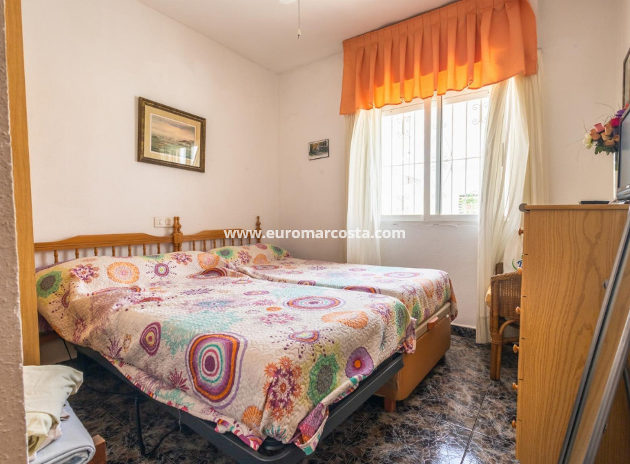 Objekte zum Wiederverkauf - Villa freitstehend - Orihuela - La Aparecida