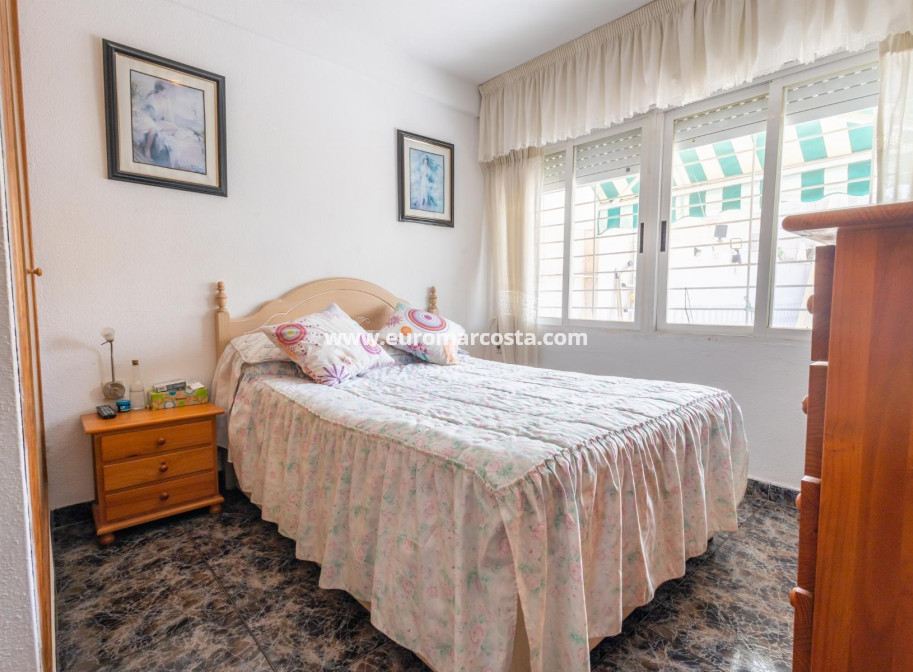 Objekte zum Wiederverkauf - Villa freitstehend - Orihuela - La Aparecida