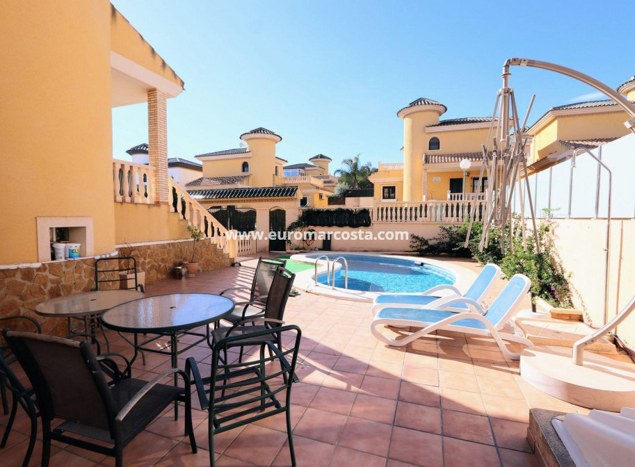 Objekte zum Wiederverkauf - Haus - Orihuela Costa