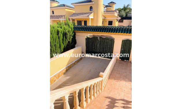 Objekte zum Wiederverkauf - Haus - Orihuela Costa