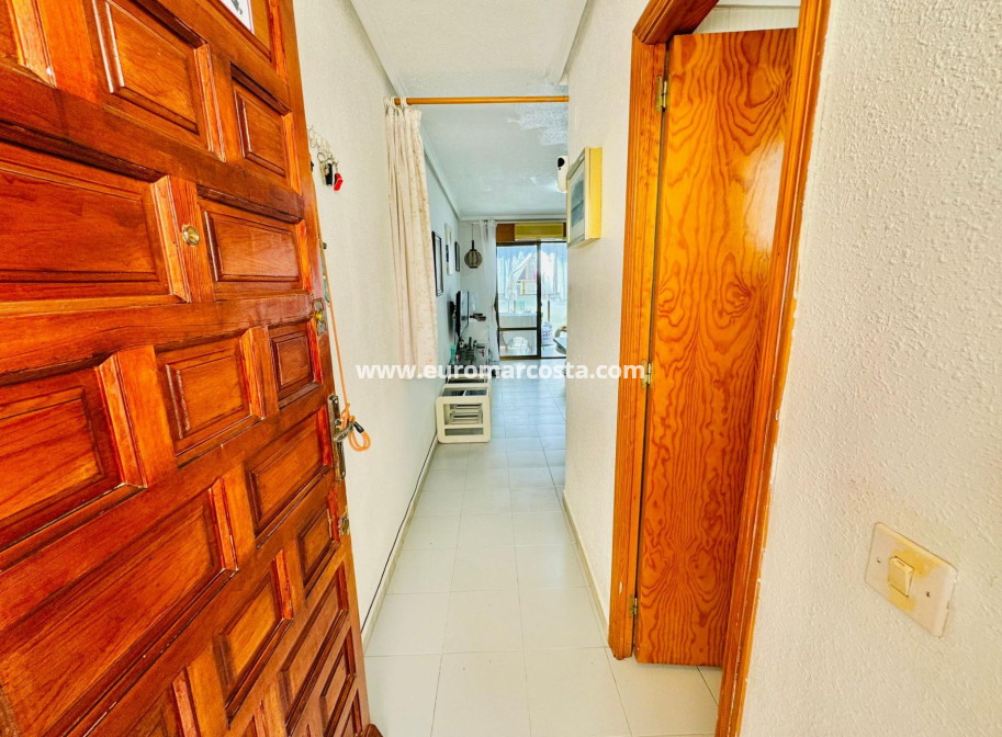 Objekte zum Wiederverkauf - Wohnstudio - Torrevieja - San Luis - Chaparal