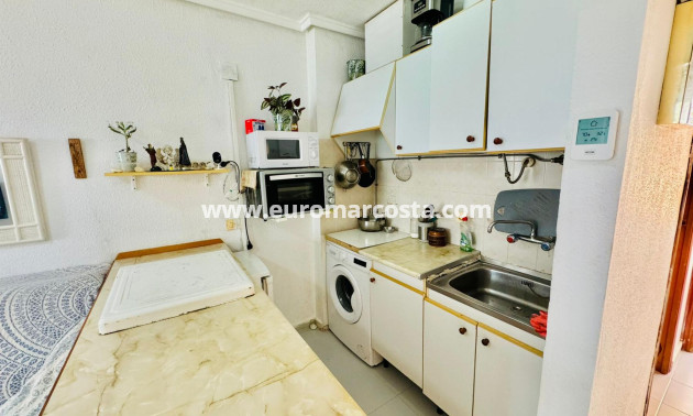 Objekte zum Wiederverkauf - Wohnstudio - Torrevieja - San Luis - Chaparal