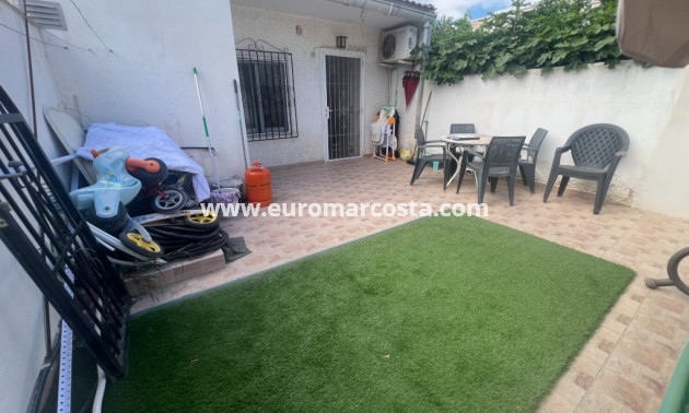 Sale - Townhouse - Torrevieja - TORREVIEJA