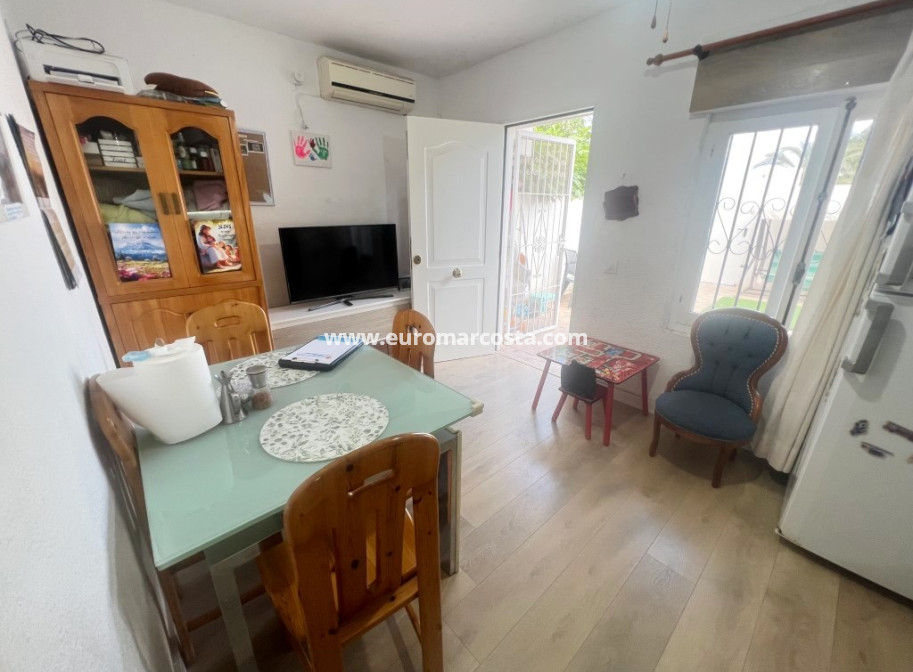 Sale - Townhouse - Torrevieja - TORREVIEJA