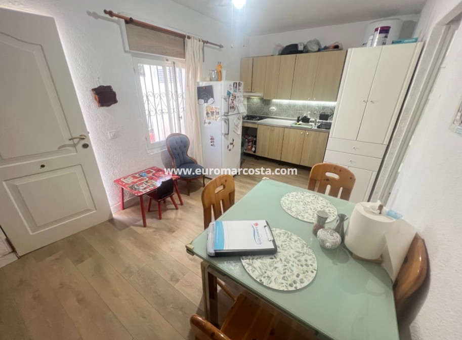 Sale - Townhouse - Torrevieja - TORREVIEJA